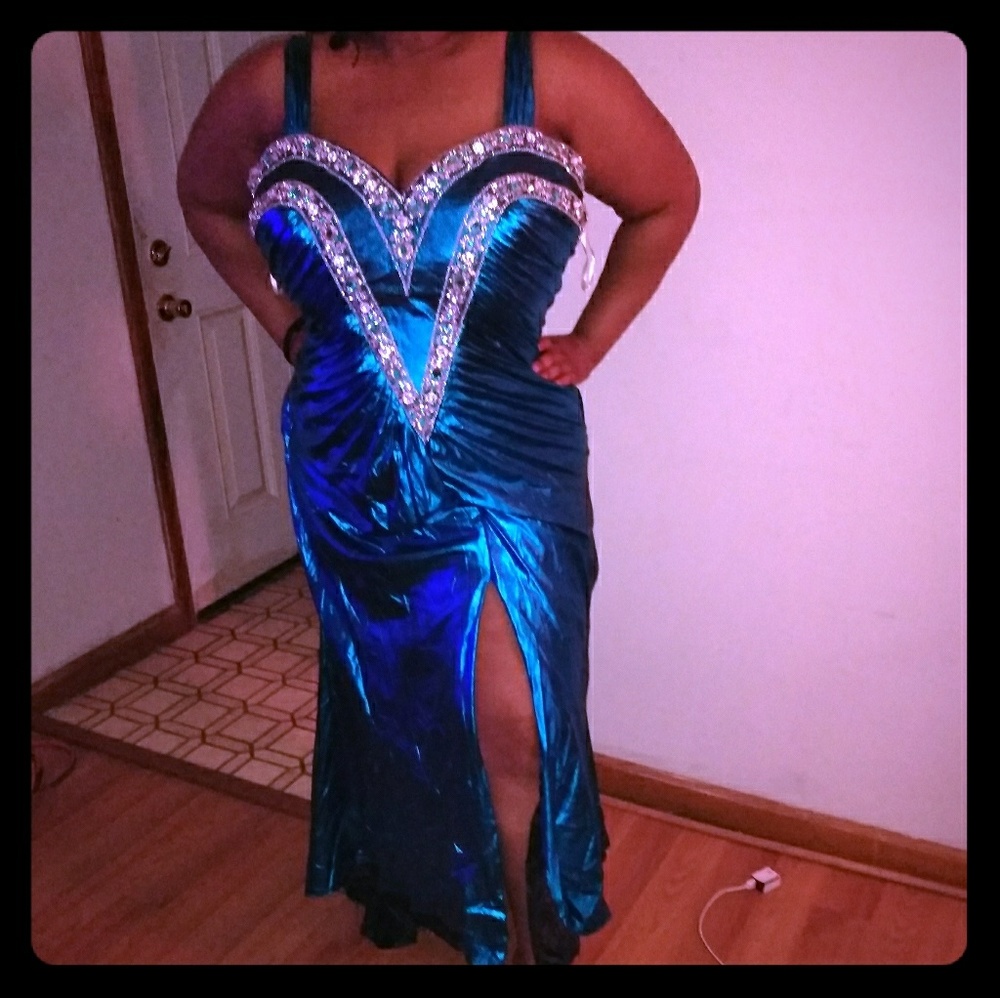 Gorgeous formal dress